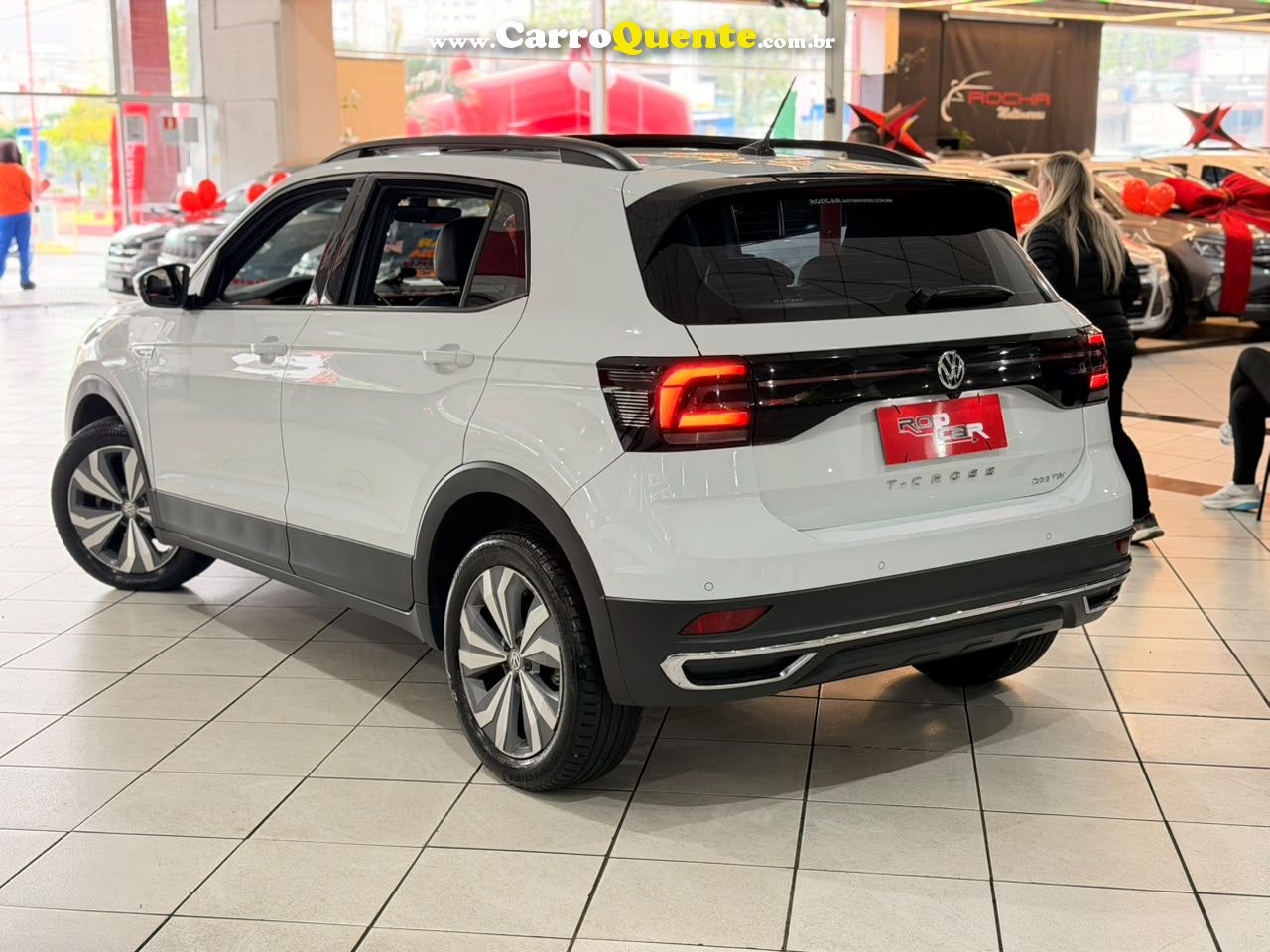 VOLKSWAGEN T-CROSS 1.0 200 TSI TOTAL COMFORTLINE 2020 - Loja