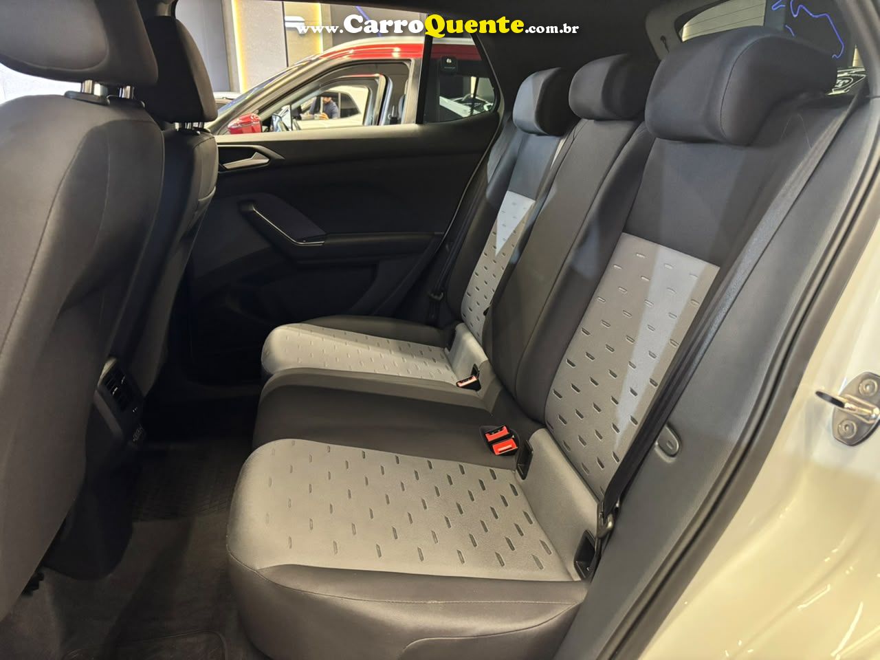 VOLKSWAGEN T-CROSS 1.0 200 TSI TOTAL COMFORTLINE 2022 - Loja