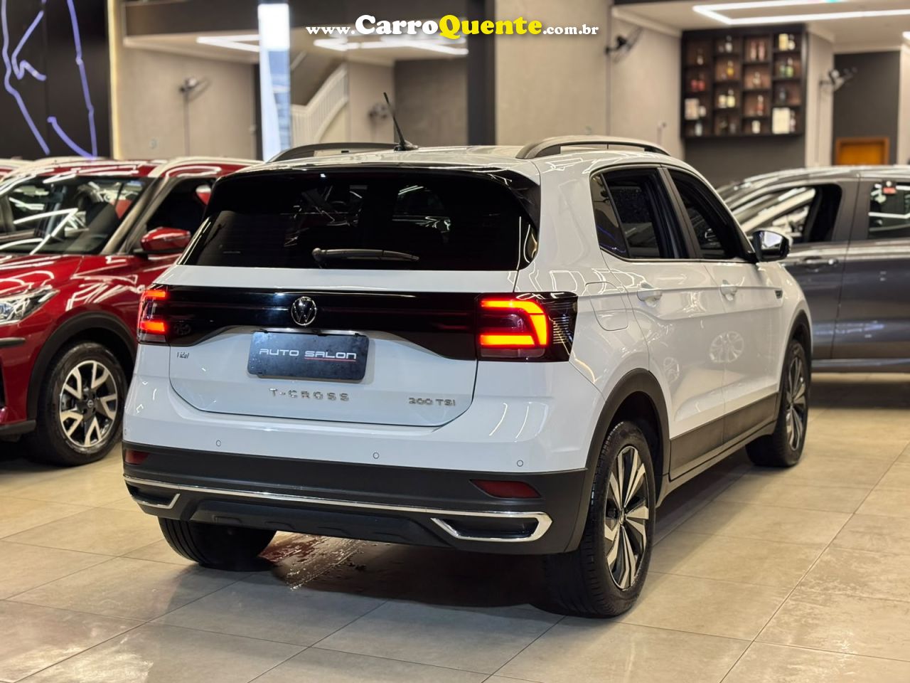 VOLKSWAGEN T-CROSS 1.0 200 TSI TOTAL COMFORTLINE 2022 - Loja