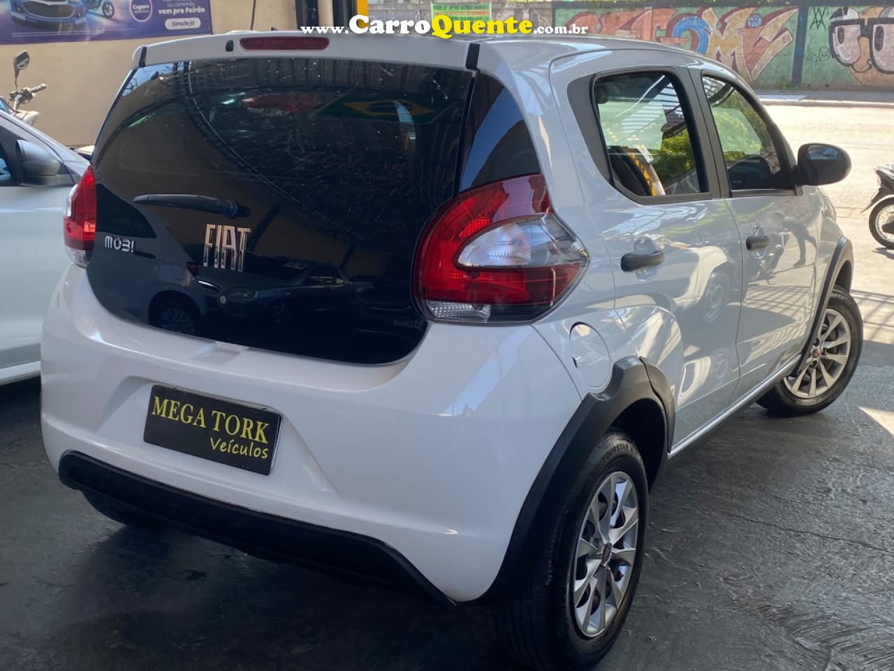 FIAT   MOBI LIKE 1.0 FIRE FLEX 5P.   BRANCO 2024 1.0 FLEX - Loja