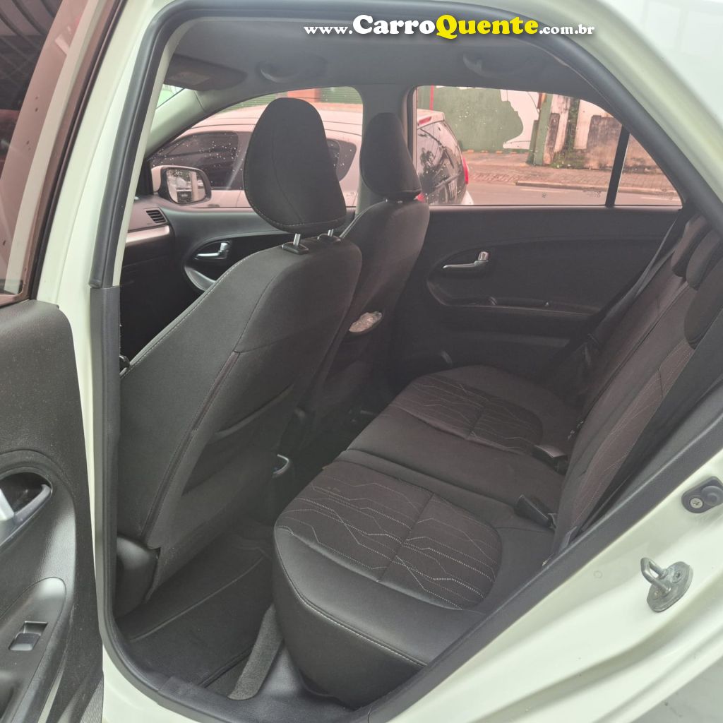 KIA   PICANTO EX 1.11.0 1.0 FLEX MEC.   BRANCO 2012 1.0 FLEX - Loja