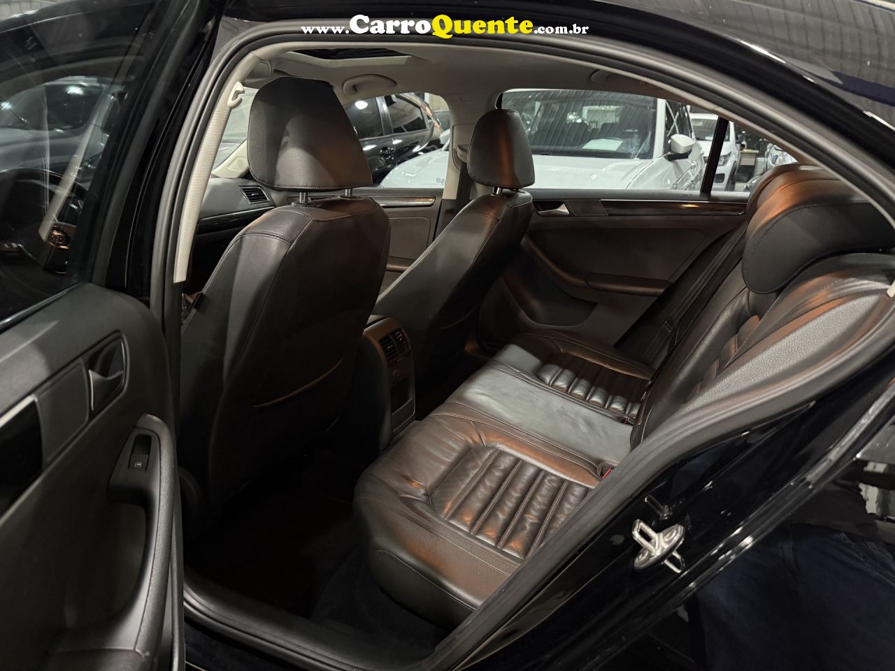 VOLKSWAGEN   JETTA HIGHLINE 2.0 TSI 16V 4P TIPTRONIC   PRETO 2017 2.0 GASOLINA - Loja