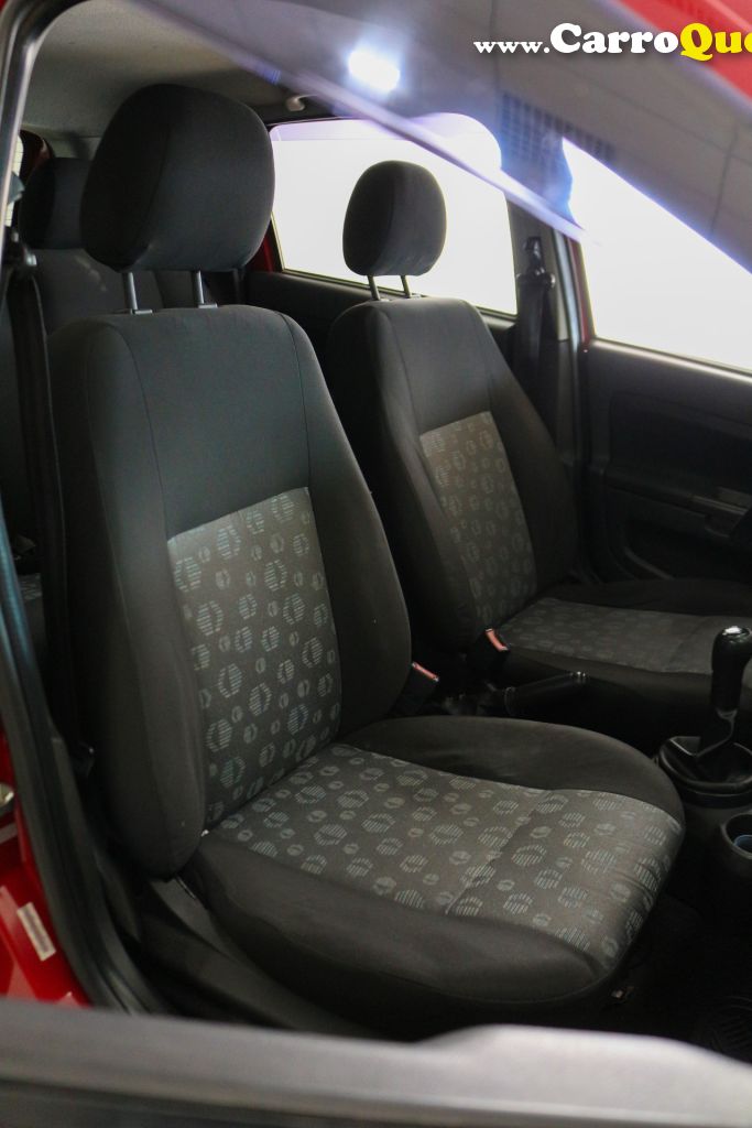 FORD   FIESTA 1.0 8V FLEXCLASS 1.0 8V FLEX 5P   VERMELHO 2013 1.0 FLEX - Loja