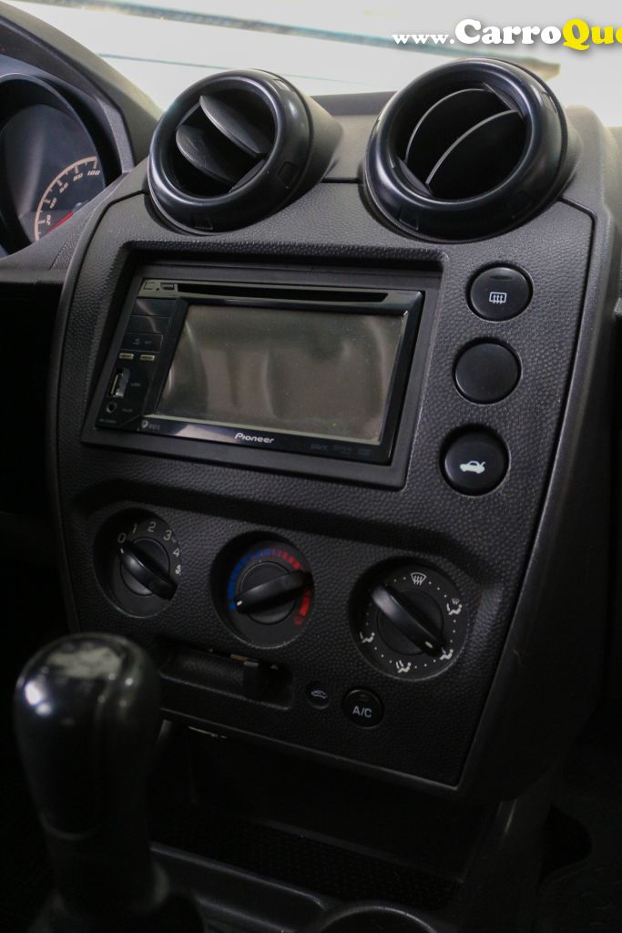 FORD   FIESTA 1.0 8V FLEXCLASS 1.0 8V FLEX 5P   VERMELHO 2013 1.0 FLEX - Loja