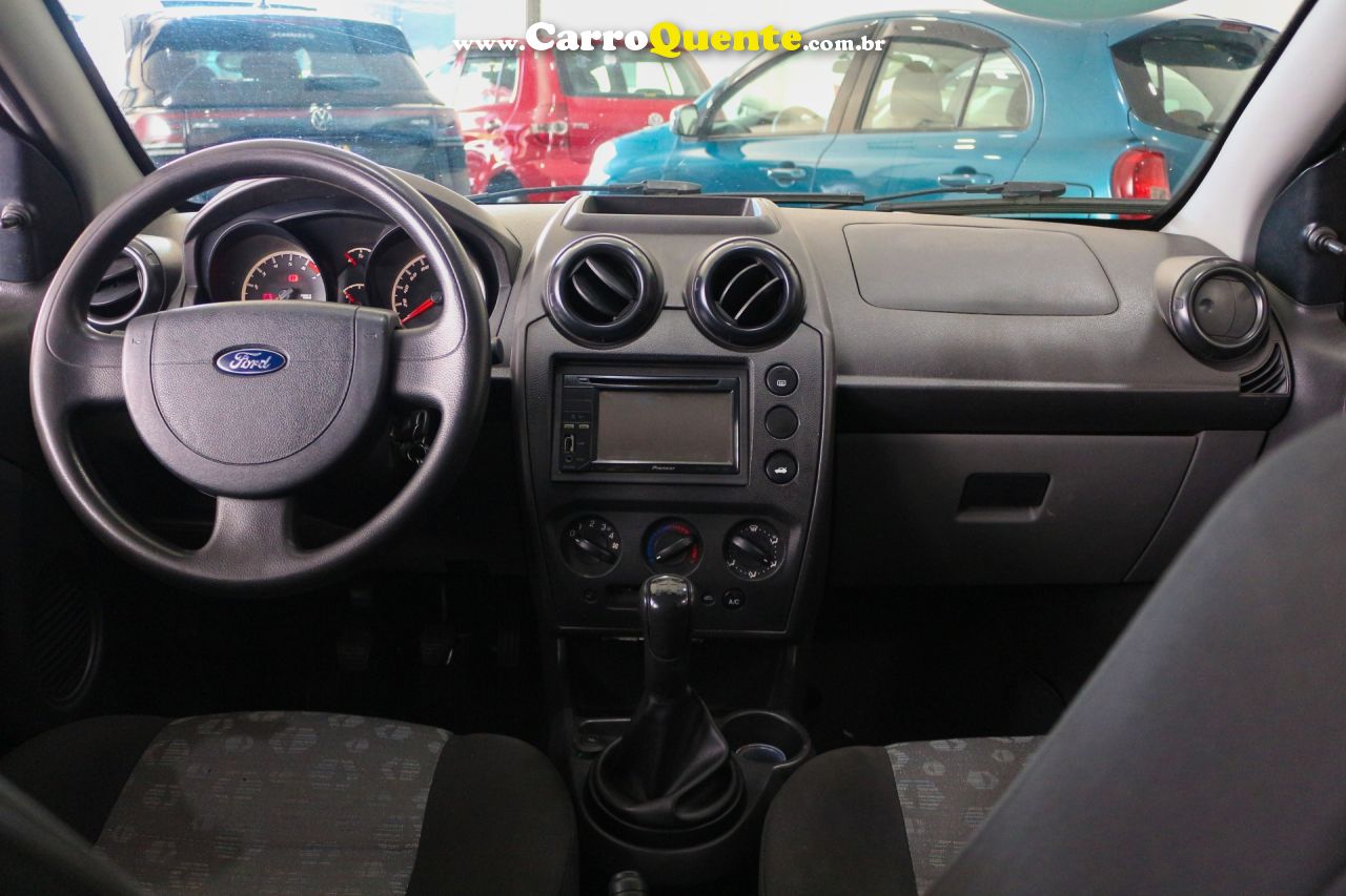 FORD   FIESTA 1.0 8V FLEXCLASS 1.0 8V FLEX 5P   VERMELHO 2013 1.0 FLEX - Loja