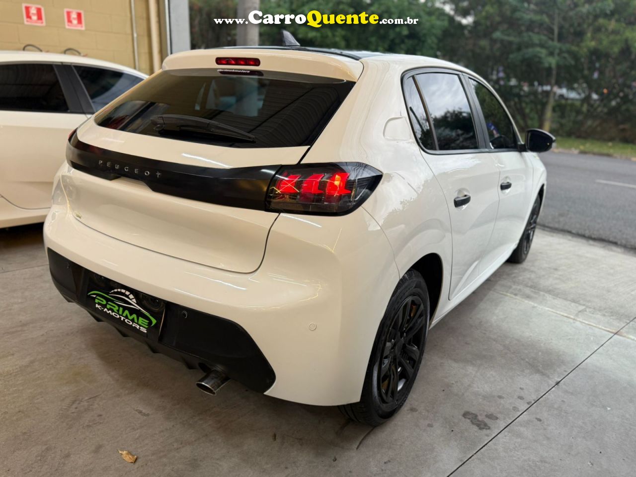 PEUGEOT   208 LIKE 1.0 FLEX 6V 5P MEC.   BRANCO 2023 1.0 FLEX - Loja