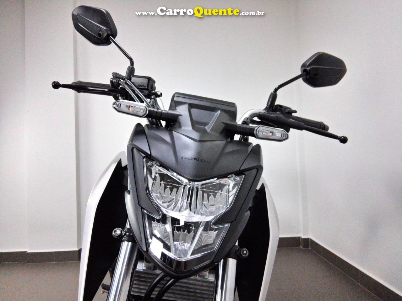 HONDA CB 300F TWISTER CBS 2026 - Loja