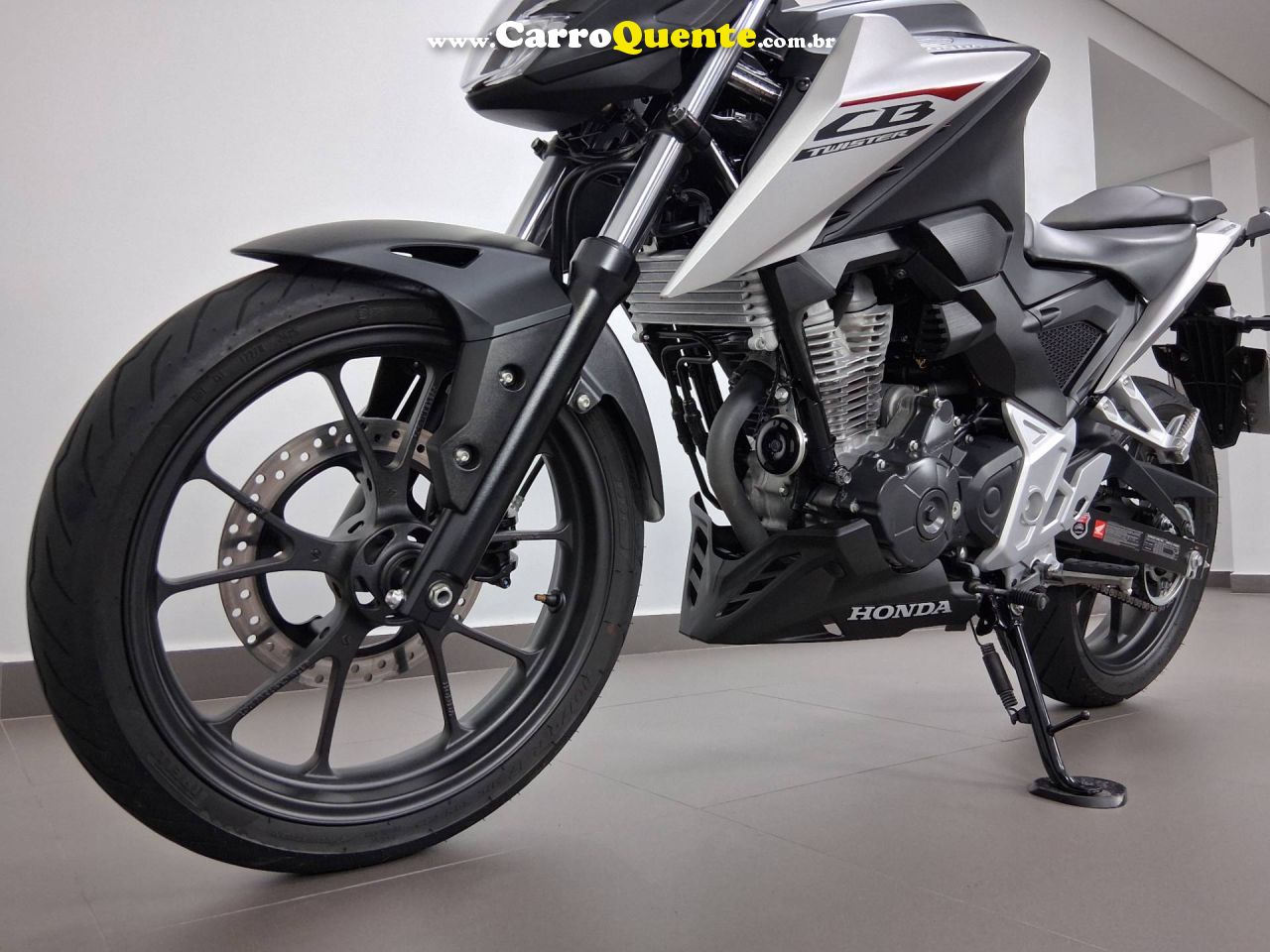 HONDA CB 300F TWISTER CBS 2026 - Loja