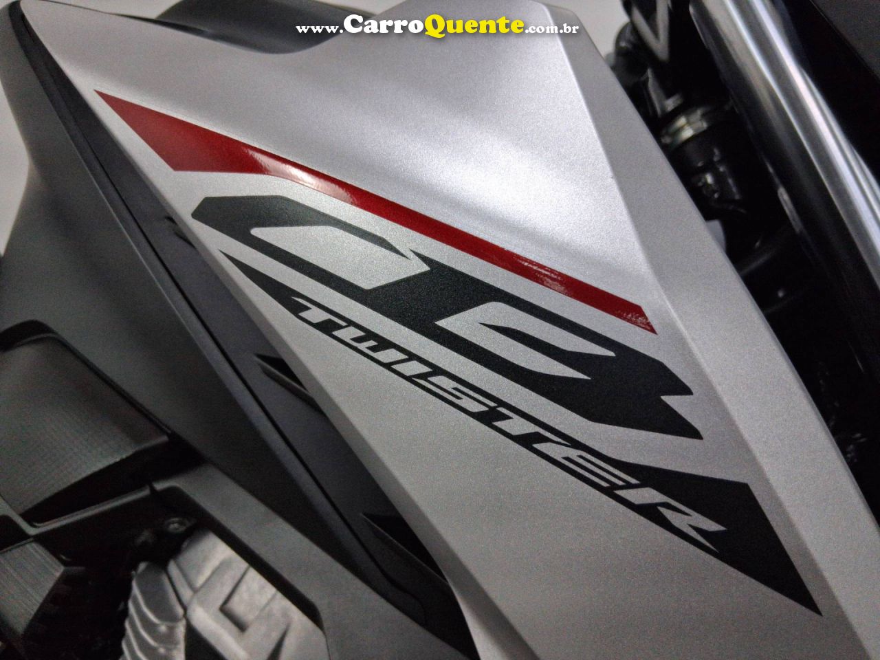 HONDA CB 300F TWISTER CBS 2026 - Loja