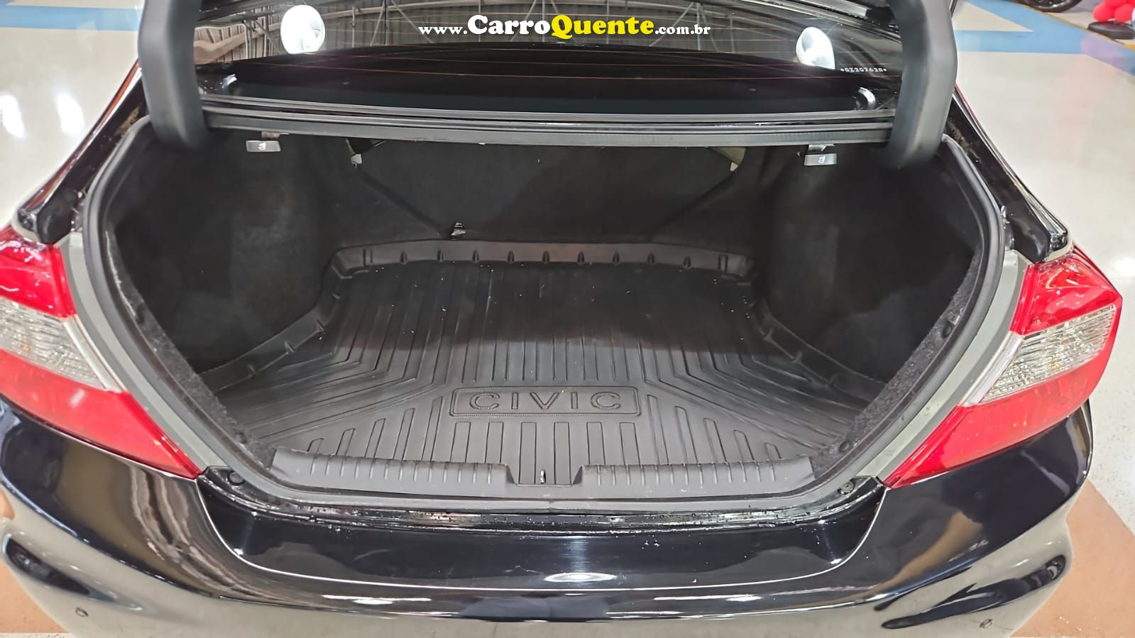 HONDA CIVIC 2.0 LXR * CAUTELAR APROVADO * 2016 - Loja