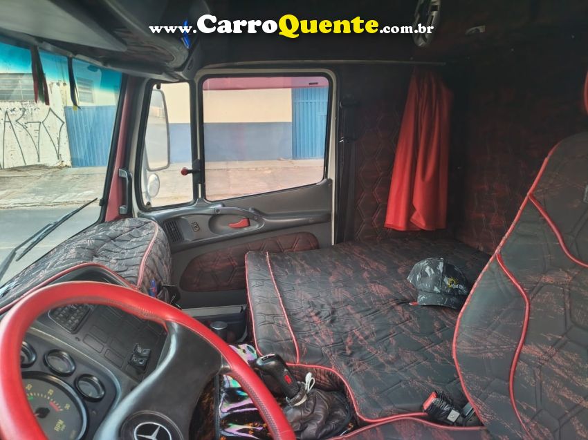 Mercedes-Benz 1720 MB 1720 3-Eixos baú - Loja