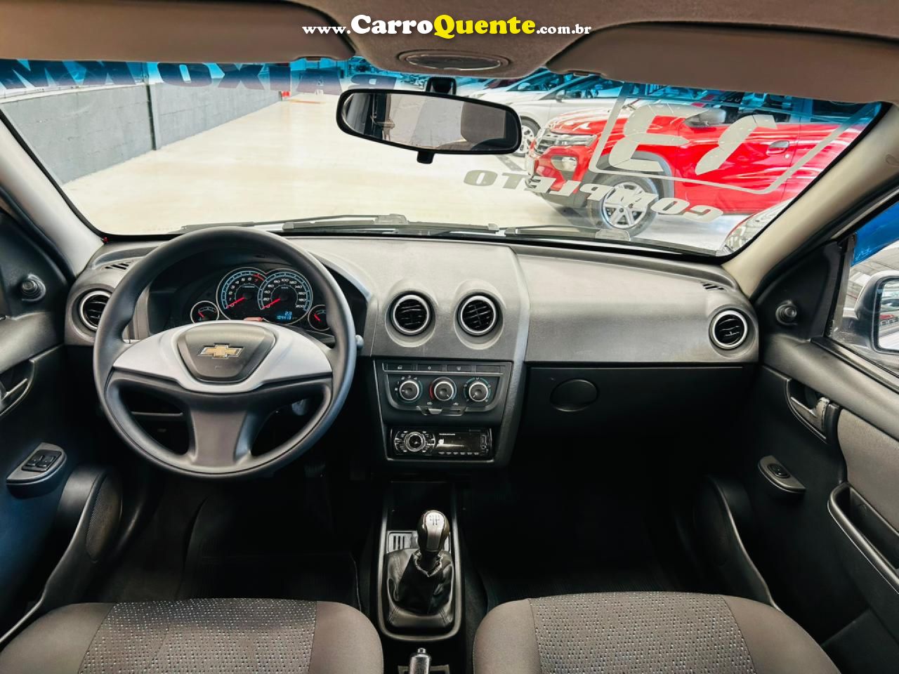 CHEVROLET   CELTA SPIRIT LT 1.0 MPFI 8V FLEXP. 5P   PRATA 2013 1.0 FLEX - Loja