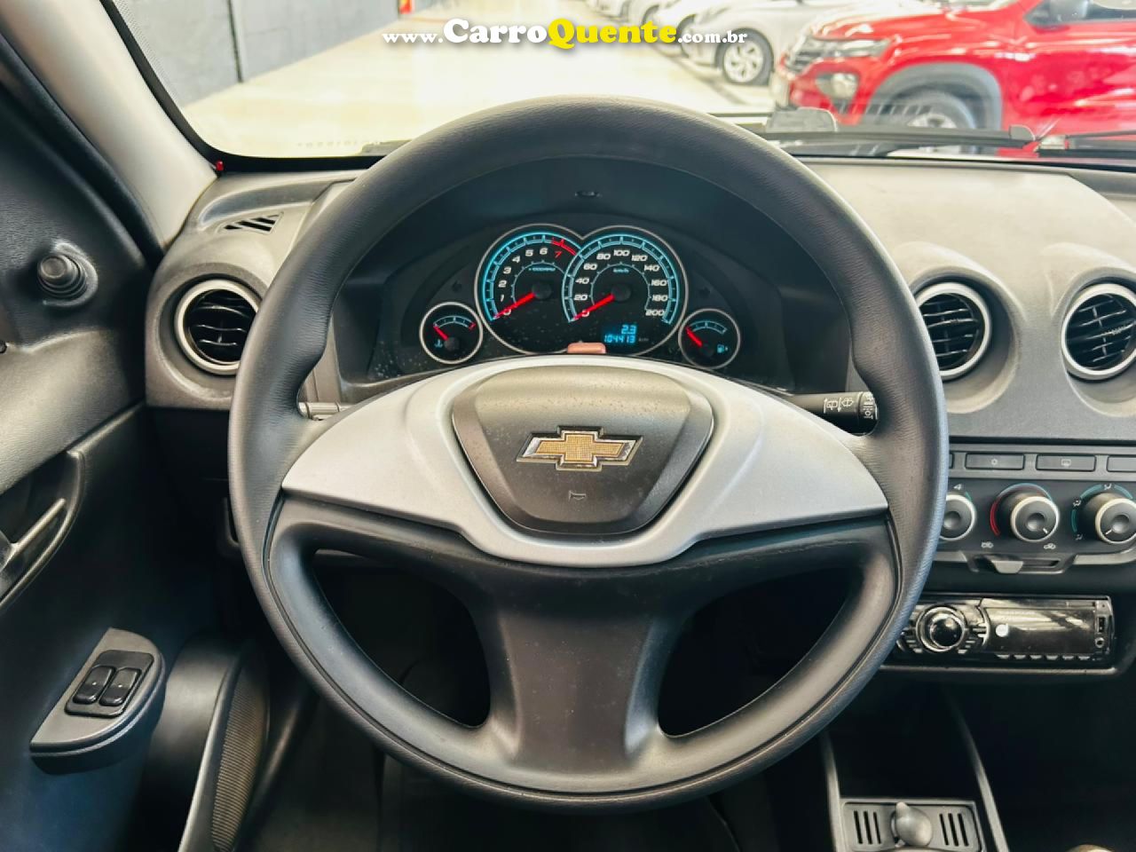 CHEVROLET   CELTA SPIRIT LT 1.0 MPFI 8V FLEXP. 5P   PRATA 2013 1.0 FLEX - Loja