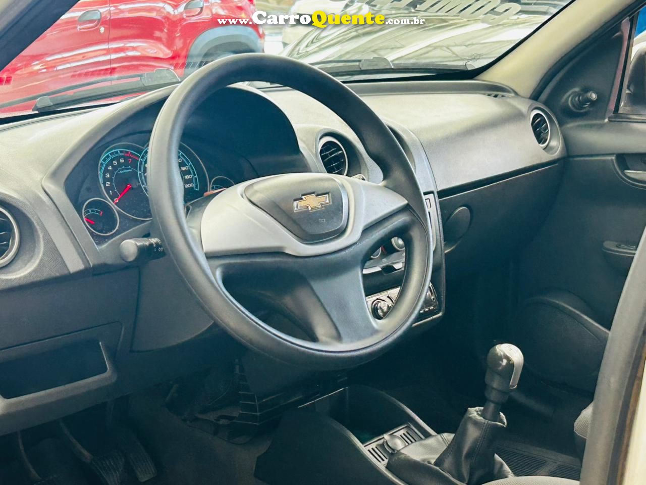 CHEVROLET   CELTA SPIRIT LT 1.0 MPFI 8V FLEXP. 5P   PRATA 2013 1.0 FLEX - Loja