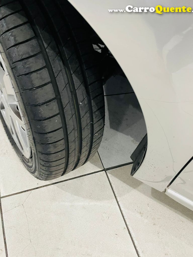 RENAULT   SANDERO AUTHENTIQUE FLEX 1.0 12V 5P   PRATA 2018 1.0 FLEX - Loja