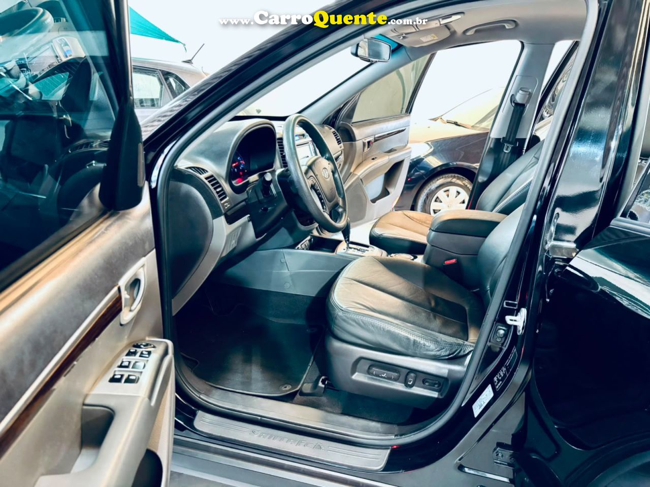 HYUNDAI   SANTA FE GLS 3.5 V6 4X4 TIPTRONIC   PRETO 2012 3.5 GASOLINA - Loja