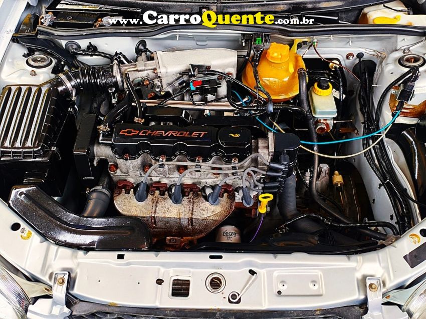 Chevrolet CORSA 1.0 MPFI MILENIUM II SEDAN 8V GASOLINA 4P MANUAL - Loja