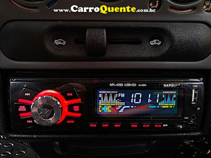 Chevrolet CORSA 1.0 MPFI MILENIUM II SEDAN 8V GASOLINA 4P MANUAL - Loja