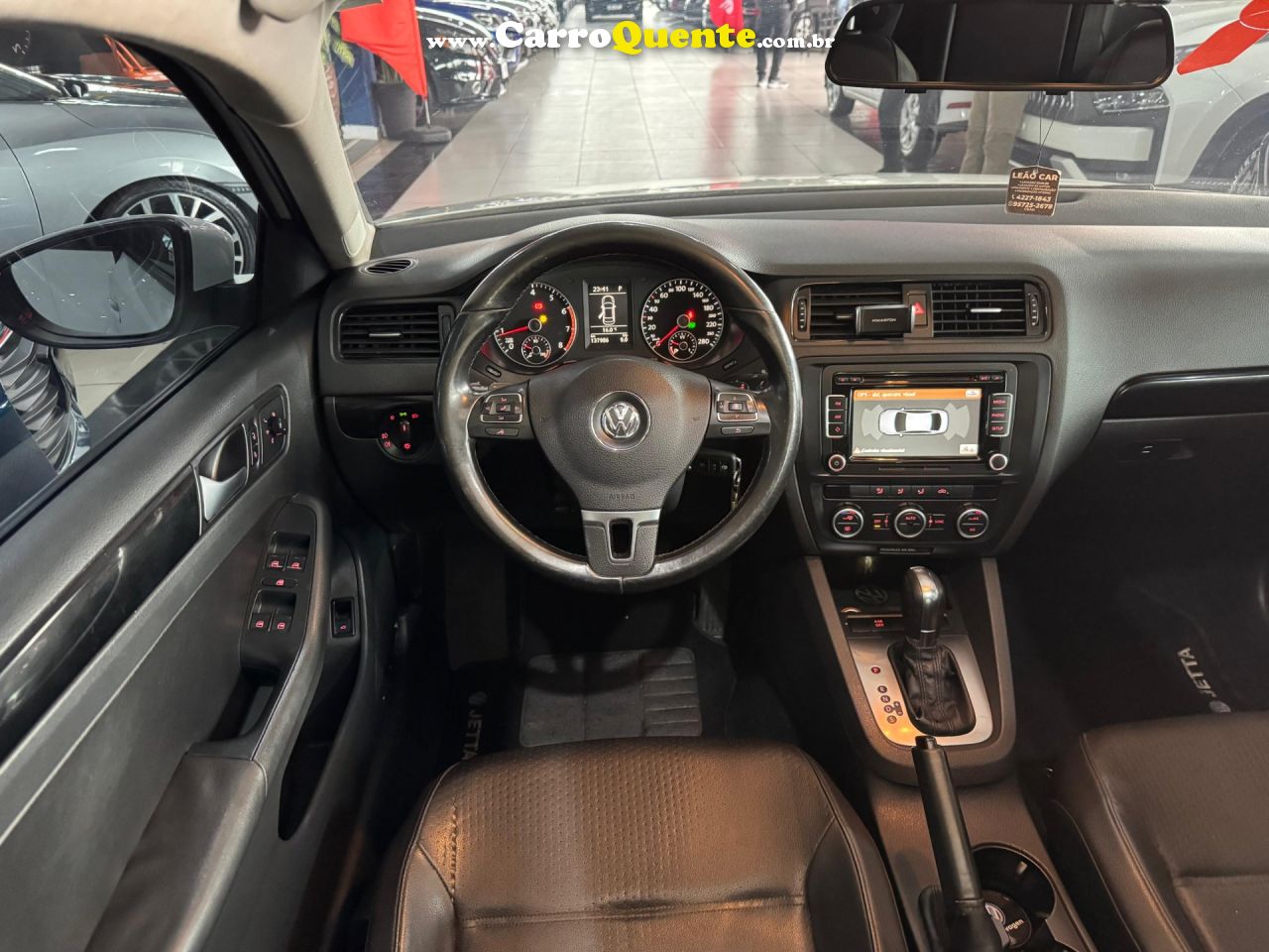 VOLKSWAGEN JETTA 2.0 COMFORTLINE 120CV 2014 - Loja