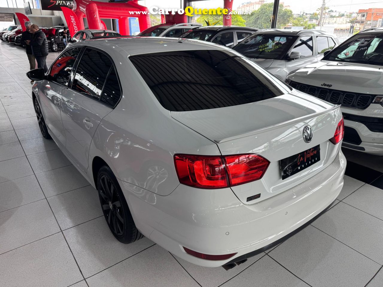 VOLKSWAGEN JETTA 2.0 COMFORTLINE 120CV 2014 - Loja