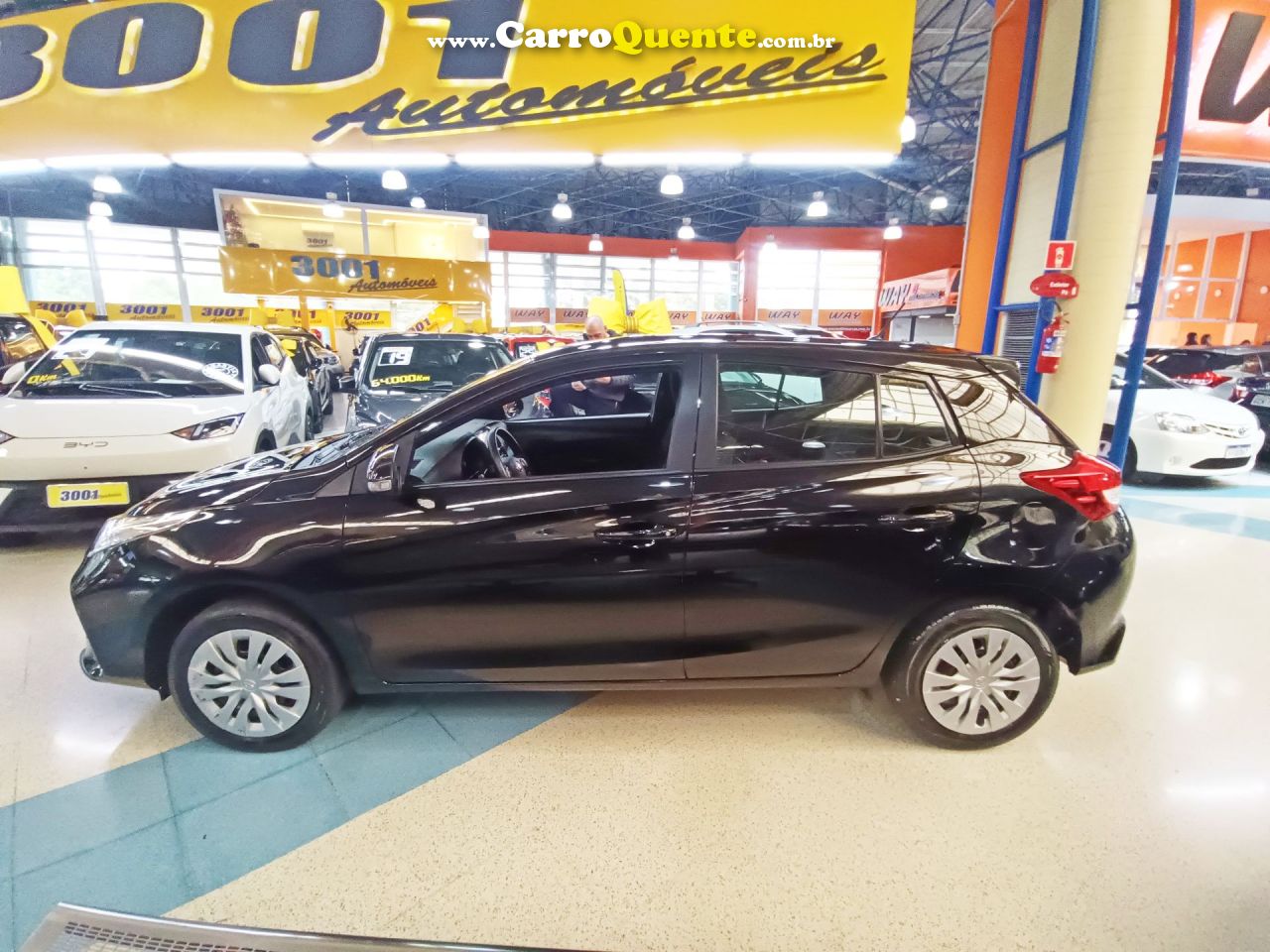 TOYOTA YARIS 1.5 XL 2025 - Loja