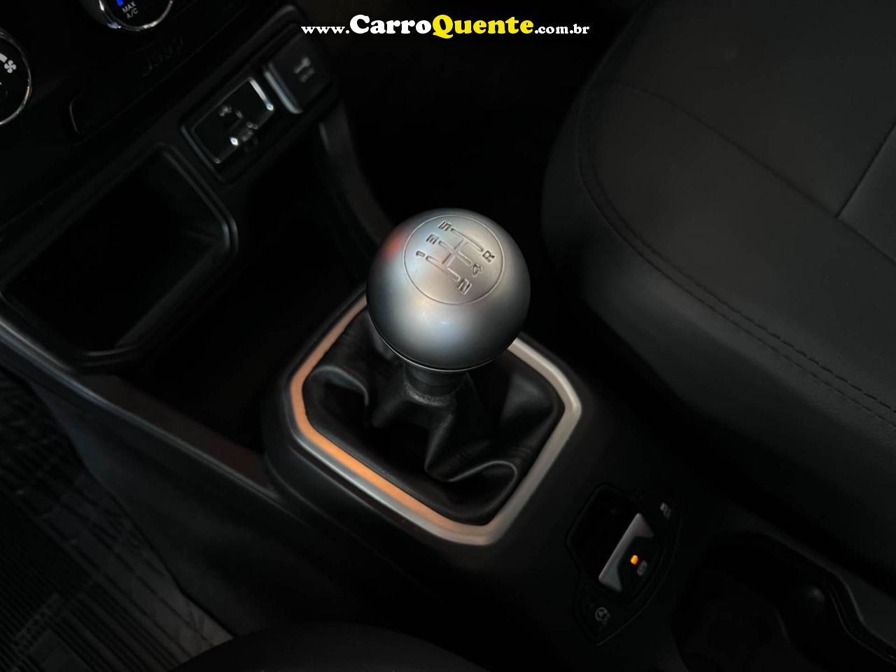 JEEP RENEGADE 1.8 16V SPORT 2019 - Loja