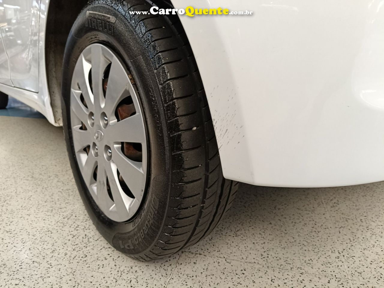 HYUNDAI HB20 1.0 UNIQUE 12V 2019 - Loja