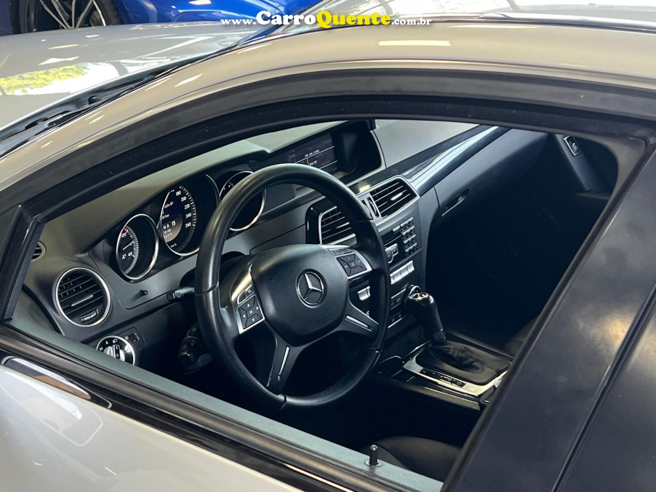 MERCEDES-B 2012 - Loja