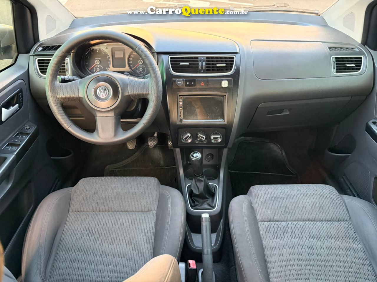 VOLKSWAGEN FOX 1.6 MI 8V 2013 - Loja