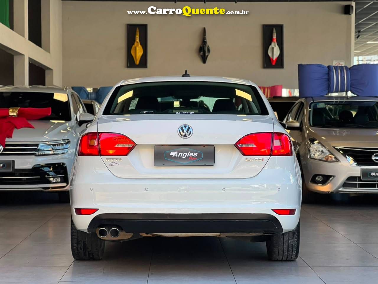 VOLKSWAGEN JETTA 2.0 TSI HIGHLINE 200CV 2012 - Loja