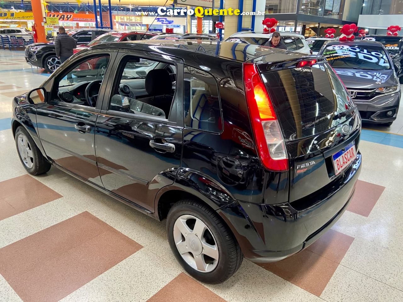 FORD FIESTA 1.0 MPI HATCH 8V 2009 - Loja