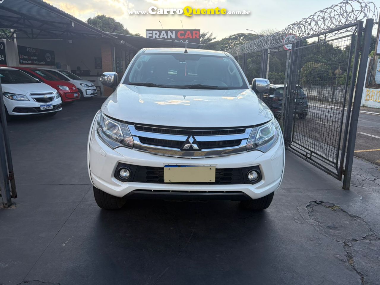 MITSUBISHI L200 TRITON 2.4 16V TURBO SPORT HPE-S CD 4X4 2019 - Loja