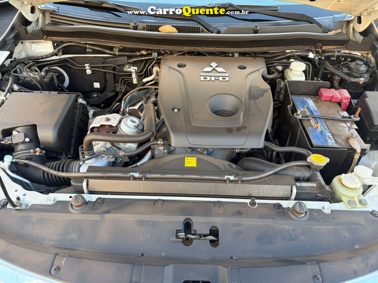 MITSUBISHI L200 TRITON 2.4 16V TURBO SPORT HPE-S CD 4X4 2019 - Loja