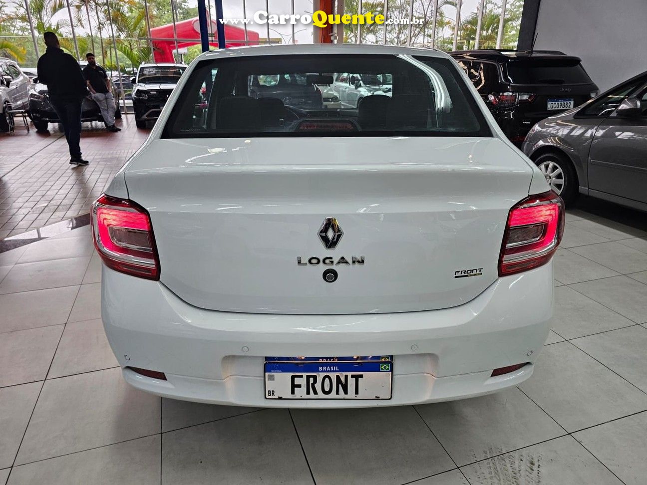 RENAULT LOGAN 1.0 12V SCE ZEN 2024 - Loja