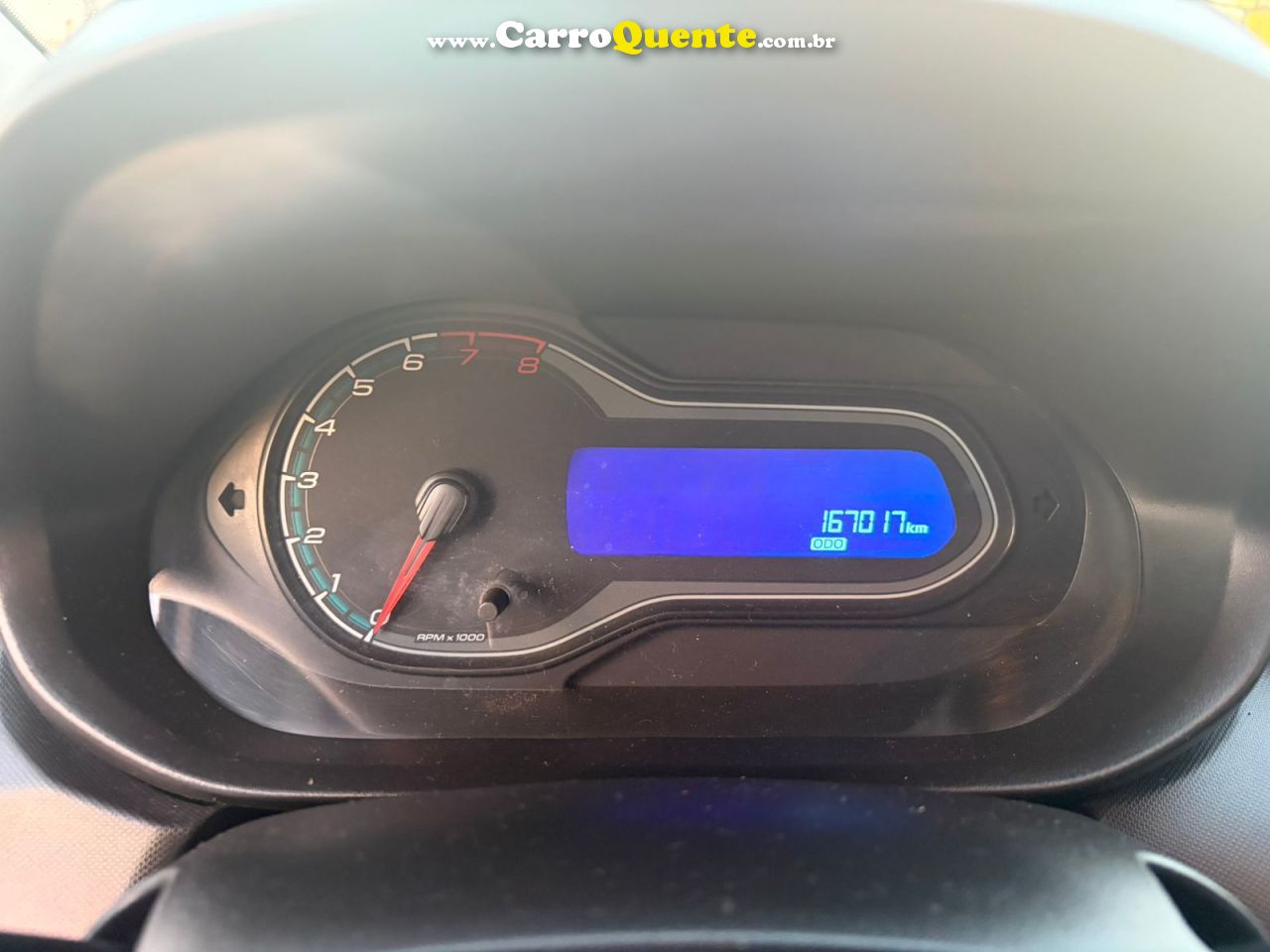 CHEVROLET ONIX 1.4 MPFI LT 8V 2015 - Loja