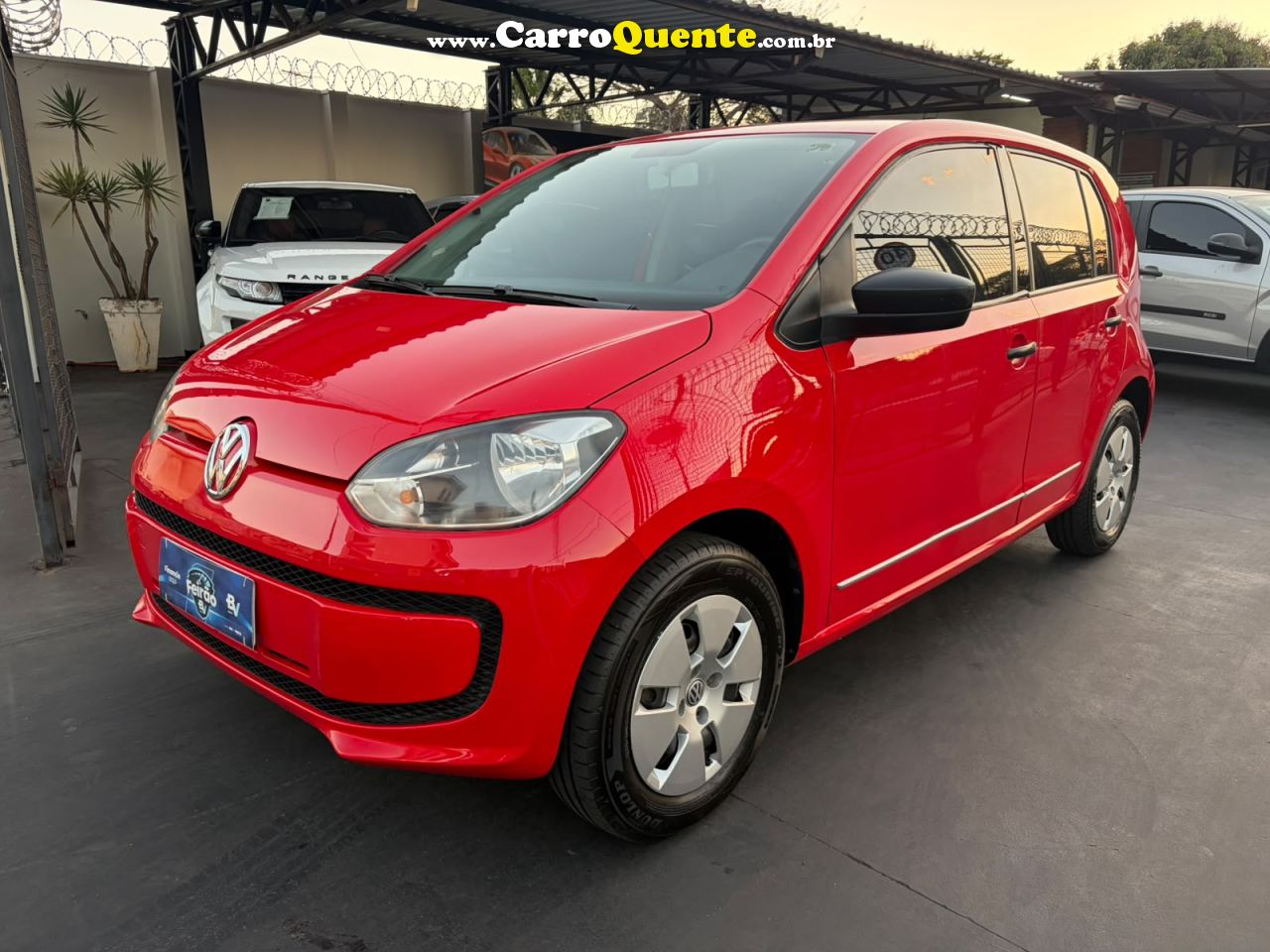 VOLKSWAGEN UP 1.0 MPI TAKE UP 12V 2015 - Loja