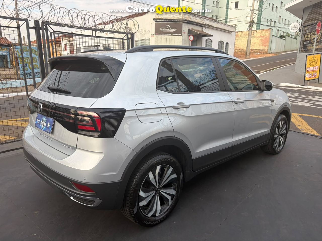 VOLKSWAGEN T-CROSS 1.0 200 TSI TOTAL COMFORTLINE 2022 - Loja