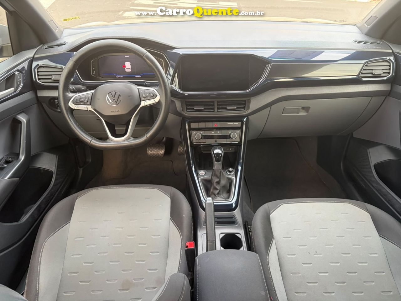 VOLKSWAGEN T-CROSS 1.0 200 TSI TOTAL COMFORTLINE 2022 - Loja