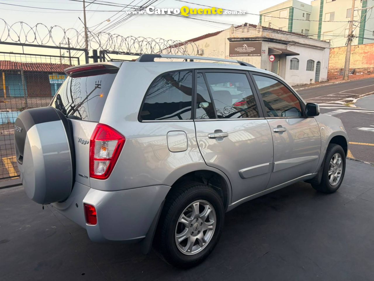 CHERY TIGGO 2.0 16V 2014 - Loja