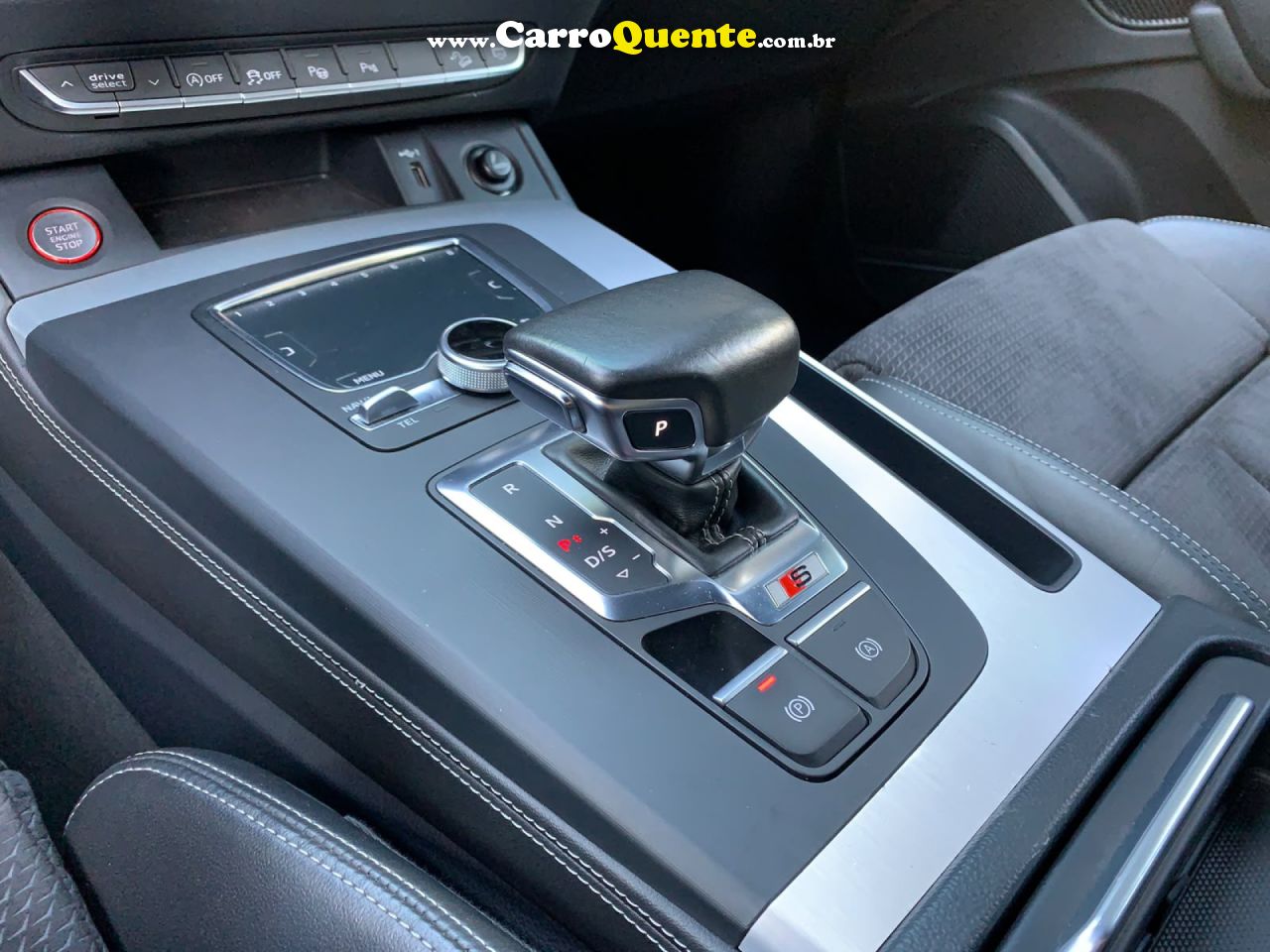 AUDI   SQ5 3.0 V6 TFSI 354CV QUATTRO TIPTRONIC   AZUL 2018 3.0 GASOLINA - Loja
