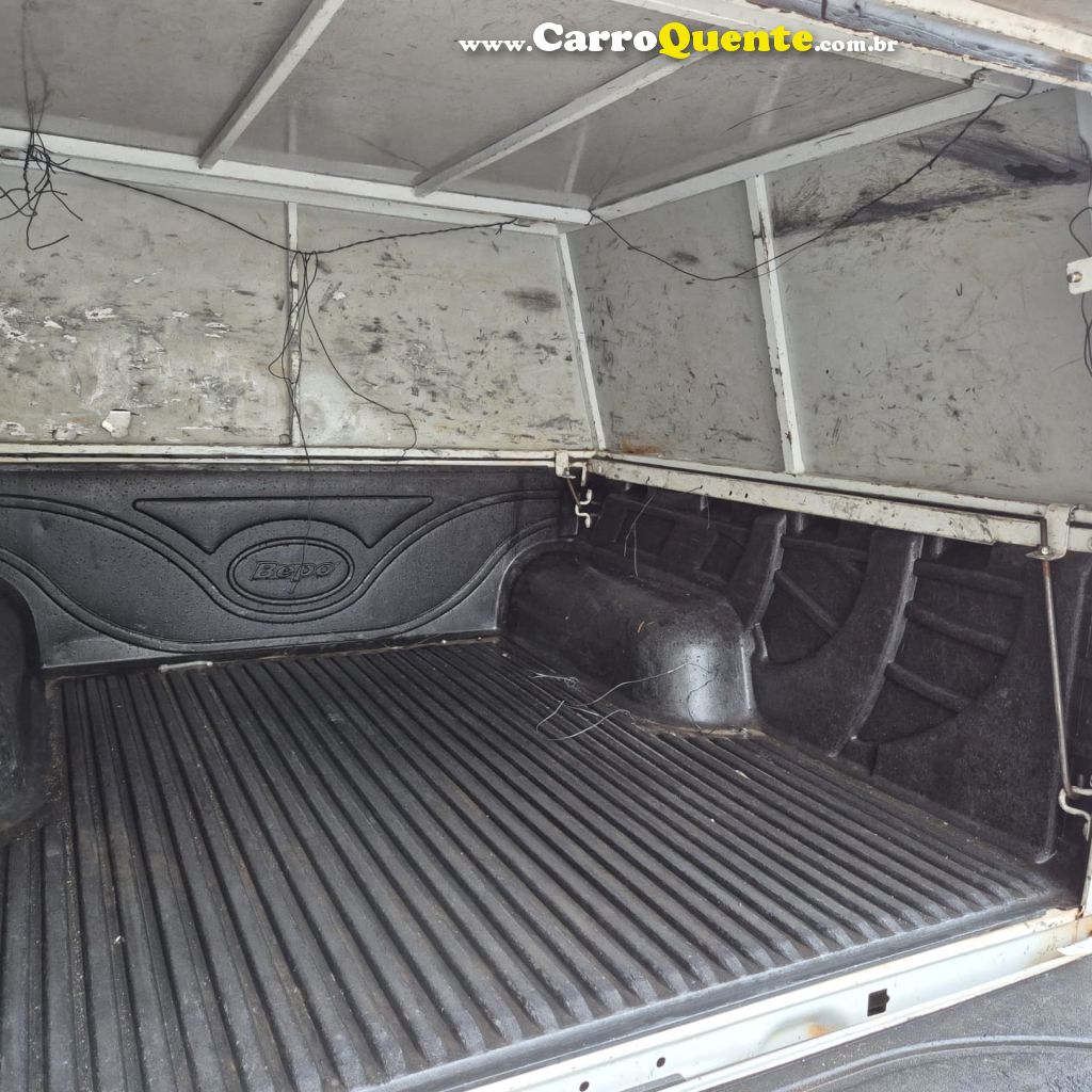 CHEVROLET   S10 PICK-UP LS 2.8 TDI 4X4 CD DIES. MEC.   BRANCO 2023 2.8 DIESEL - Loja
