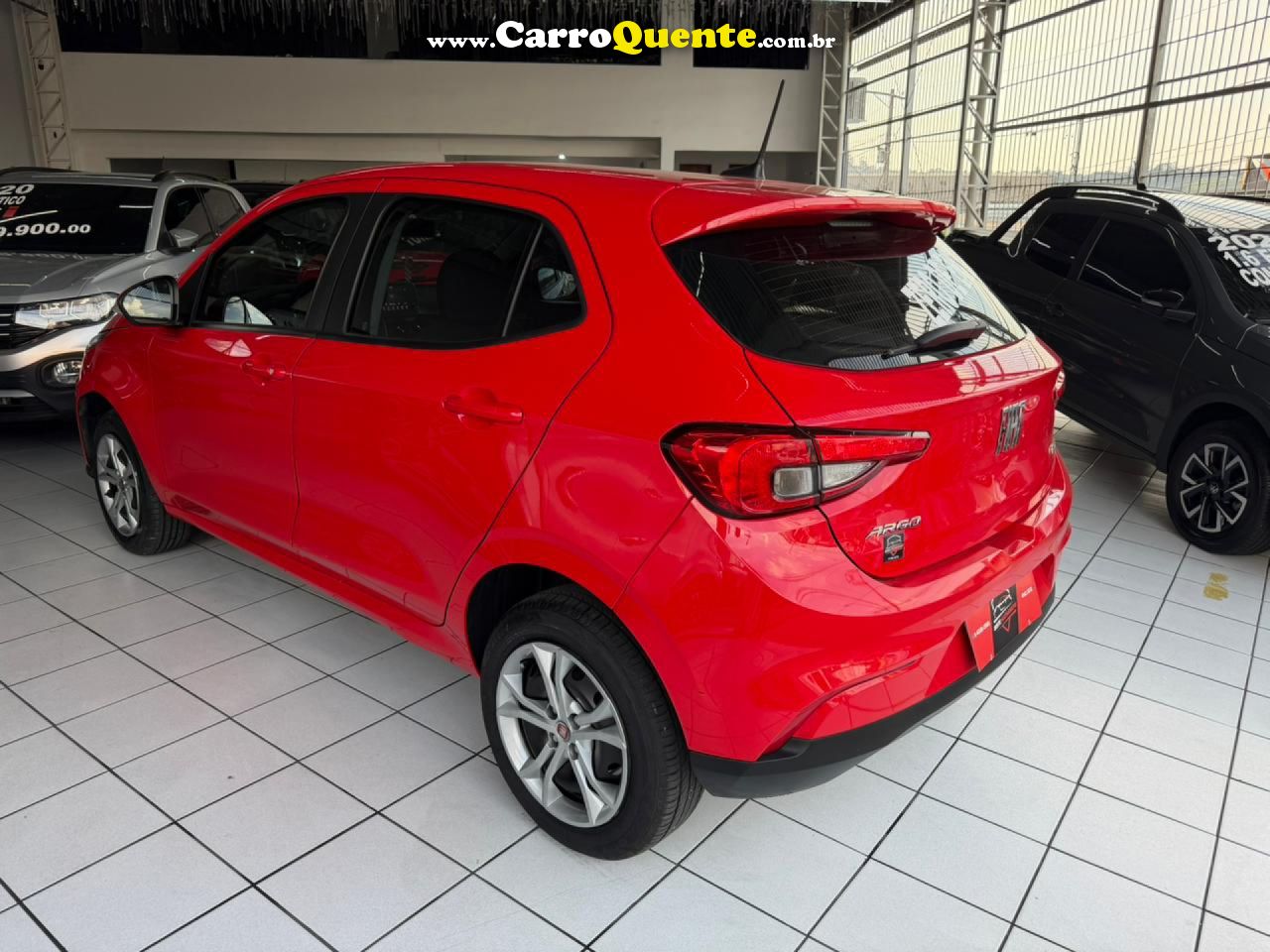 FIAT   ARGO DRIVE 1.0 6V FLEX   VERMELHO 2025 1.0 FLEX - Loja