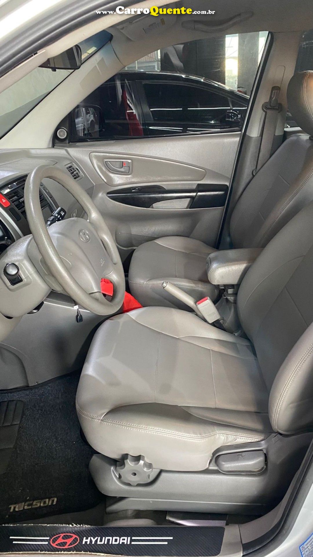 HYUNDAI   TUCSON 2.0 16V FLEX AUT.   PRATA 2017 2.0 FLEX - Loja