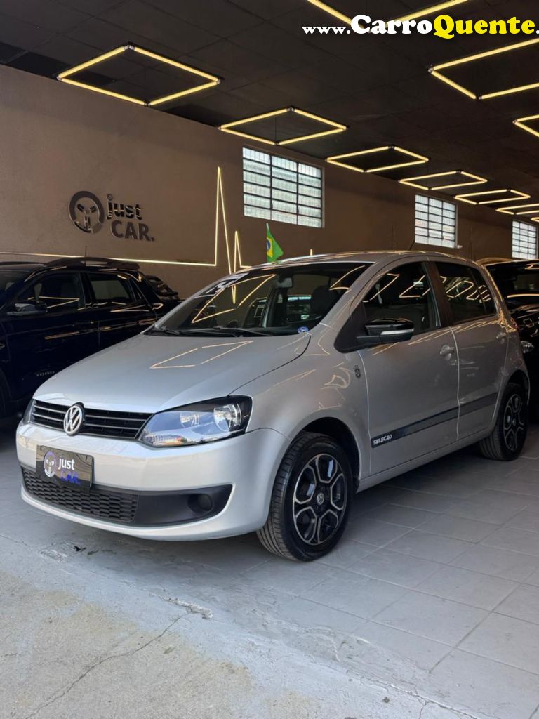 VOLKSWAGEN   FOX SELEÇÃO 1.6 TOTAL FLEX 8V 5P   PRATA 2014 1.6 FLEX - Loja