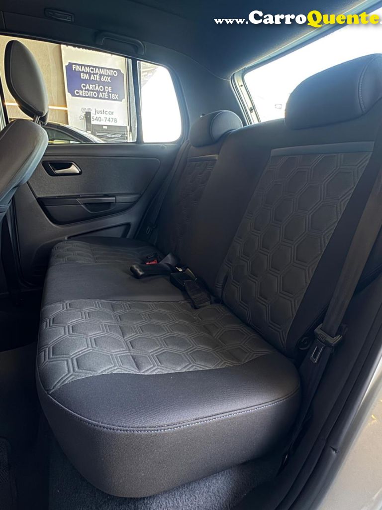 VOLKSWAGEN   FOX SELEÇÃO 1.6 TOTAL FLEX 8V 5P   PRATA 2014 1.6 FLEX - Loja
