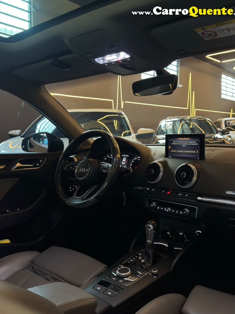 AUDI   A3 SED. AMBITION 2.0 TSFI 220CV S-TRONIC   PRATA 2018 2.0 GASOLINA - Loja