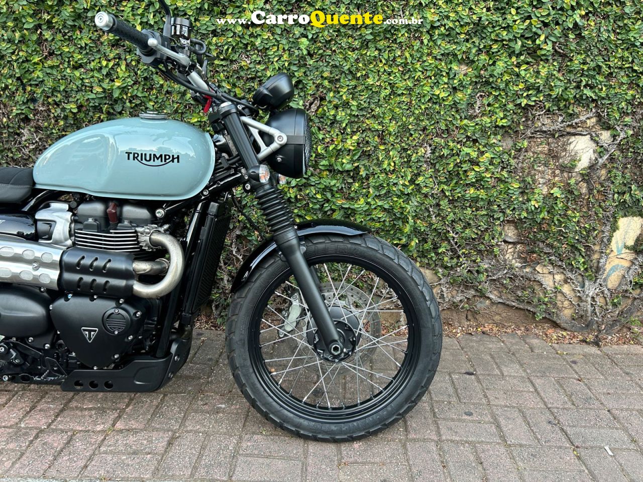 TRIUMPH   STREET SCRAMBLER   CINZA 2022 215498 GASOLINA - Loja