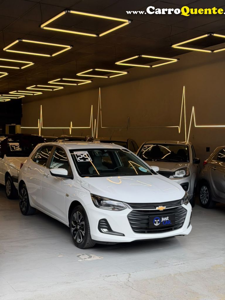 CHEVROLET   ONIX HATCH 1.0 12V FLEX 5P MEC.   BRANCO 2025 1.0 FLEX - Loja