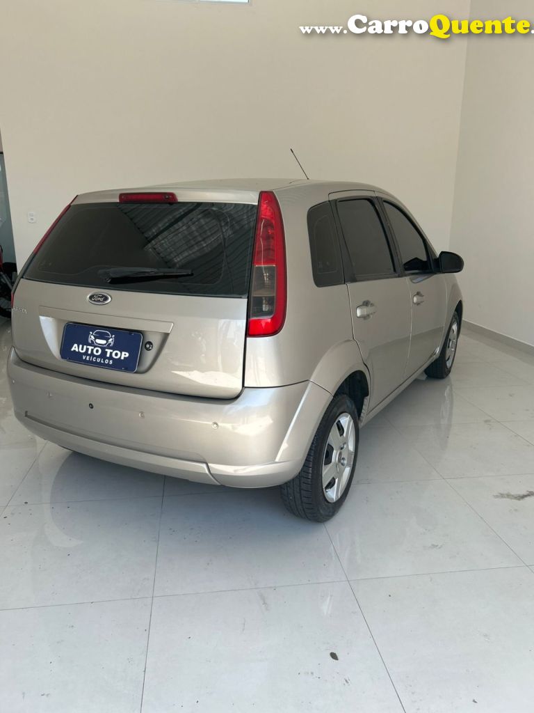 FORD   FIESTA SE 1.6 8V FLEX 5P   PRATA 2014 1.6 FLEX - Loja