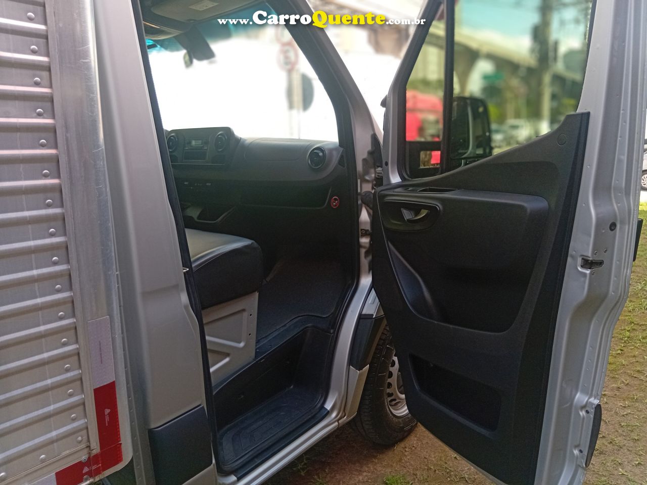 MERCEDES-BENZ   SPRINTER 314 CHASSI LONGO T.B. 2.2 DIES.   PRATA 2021 2.2 DIESEL - Loja